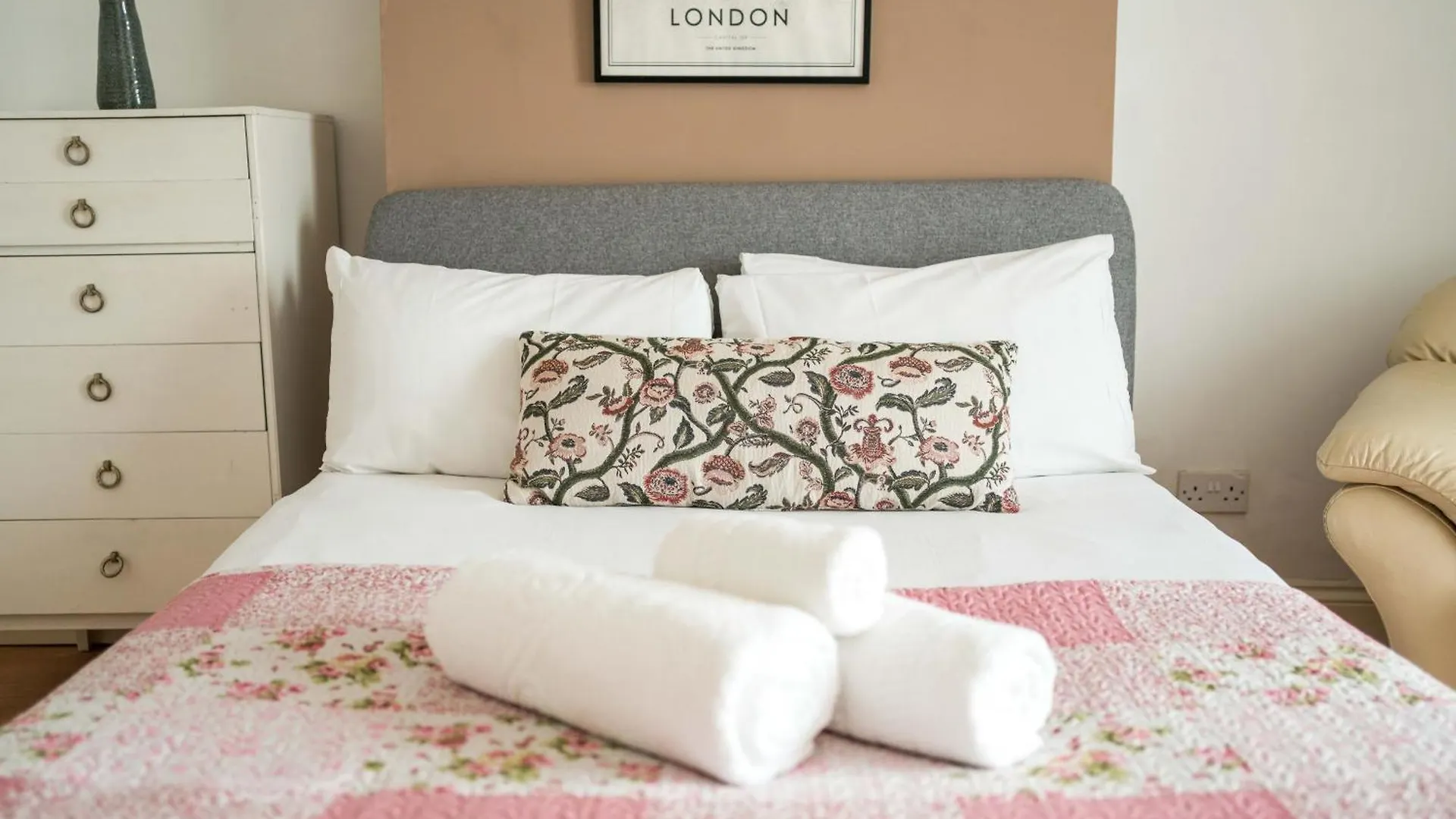 Holiday home Stylish Penthouse For 6 In Woolwich! Villa London